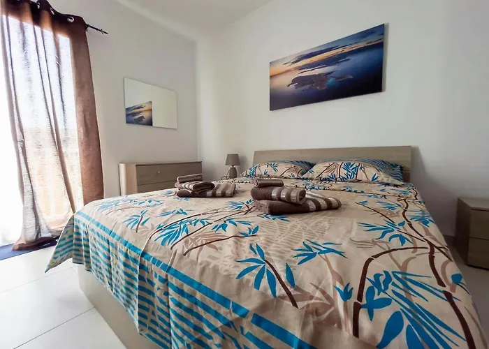 Close To Airport Apartament *