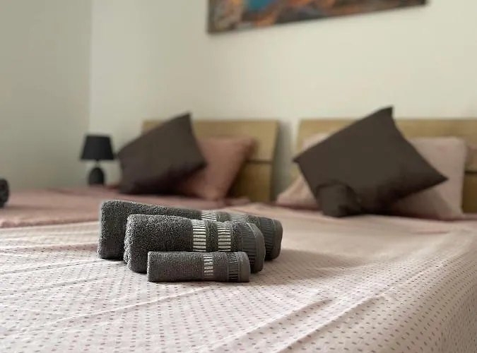 Apartamento Close To Airport Żejtun